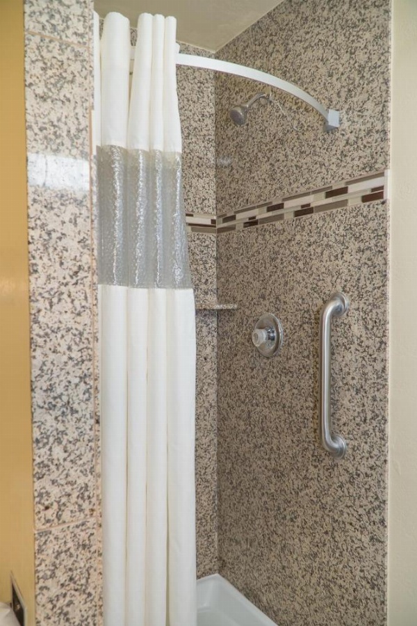 Silver Surf Motel image 22