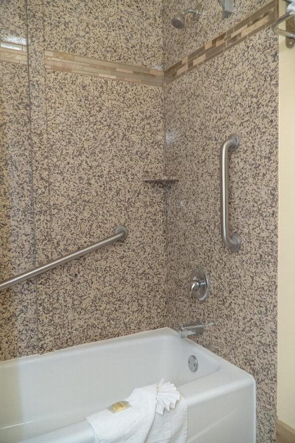 Silver Surf Motel image 27